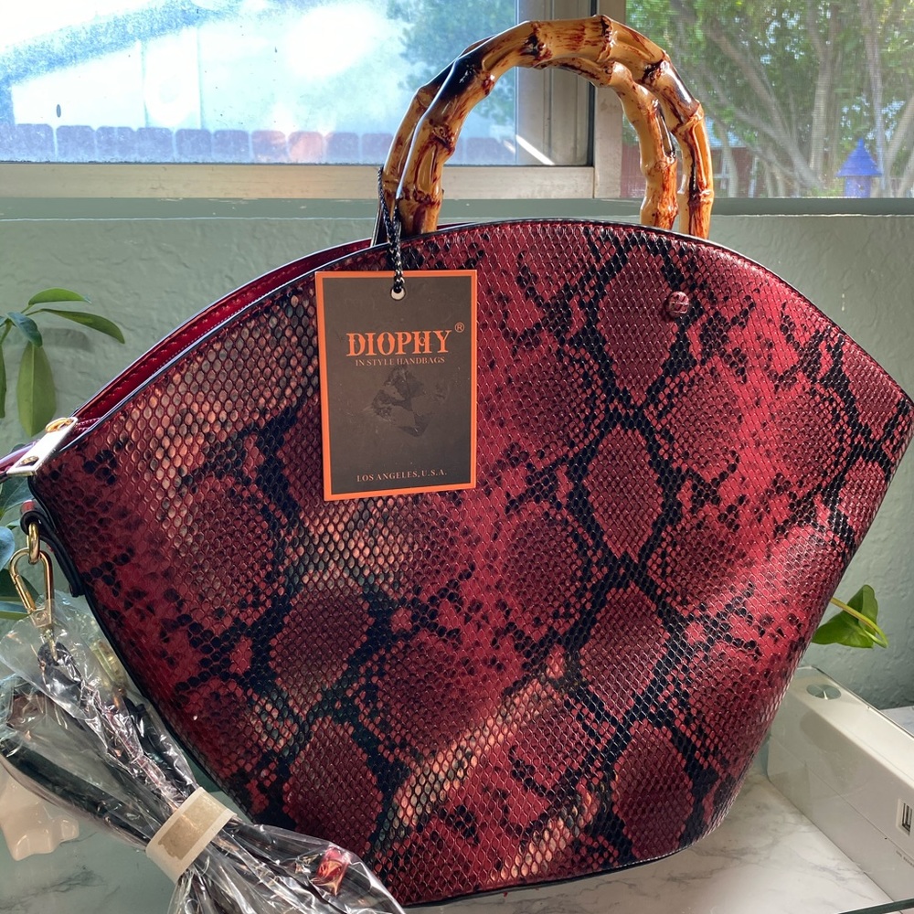 Diophy Red Vegan Snake Skin Purse